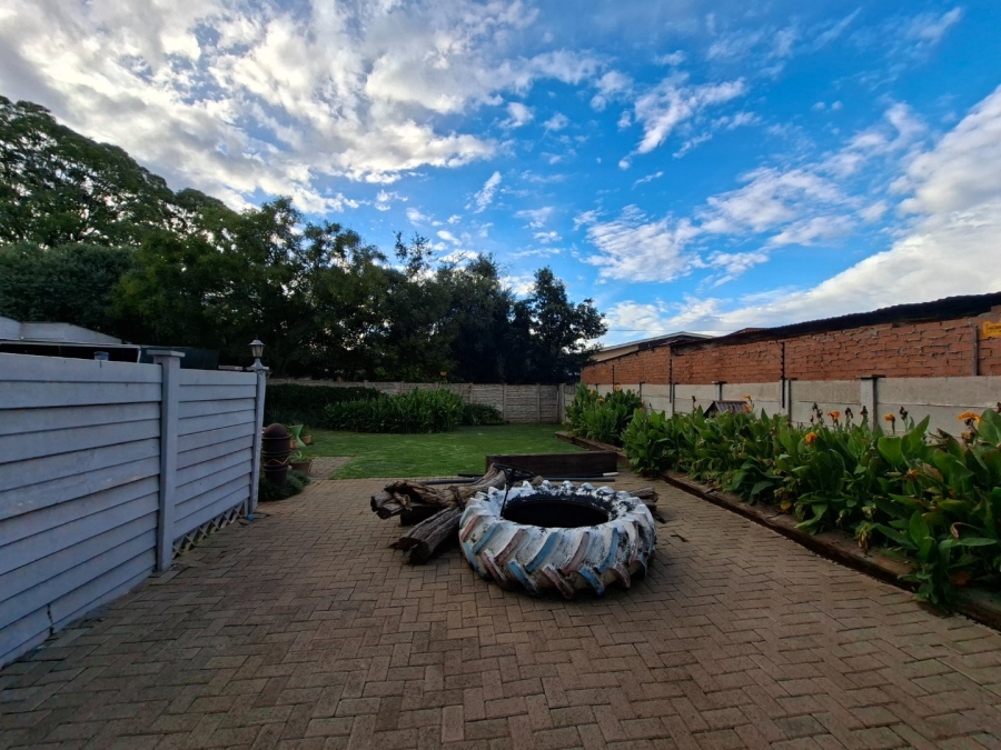 4 Bedroom Property for Sale in Noordhoek Free State